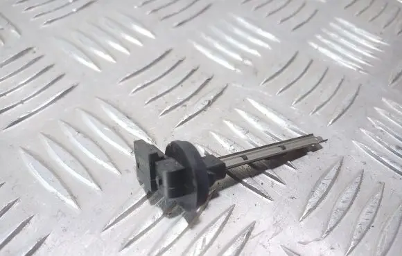 BMW 1 E82 E88 Interior temperature sensor 6915391
