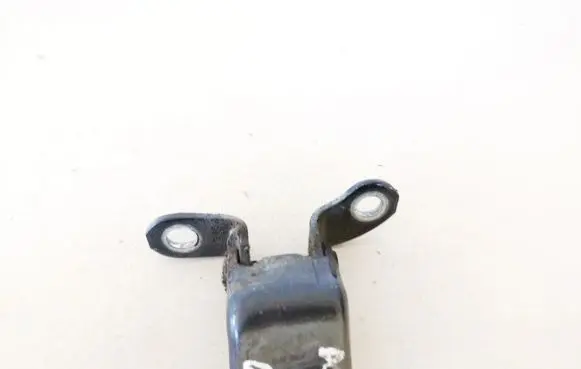 Lexus IS 220D-250-350 Rear door lower hinge