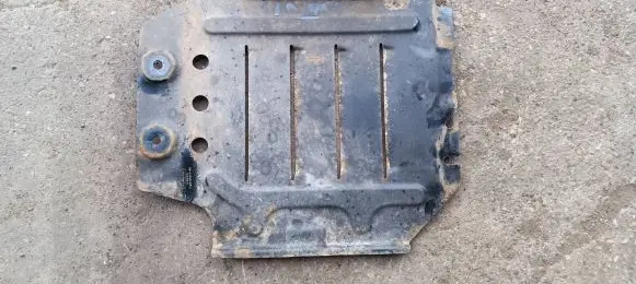 Ford Ranger Engine splash shield/under tray eb3c5001cba