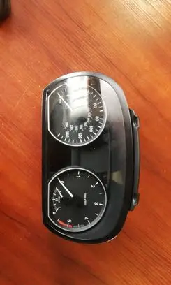 Speedometer (instrument cluster)