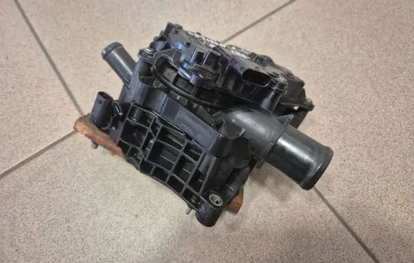 KIA Optima Thermostat 256902U000
