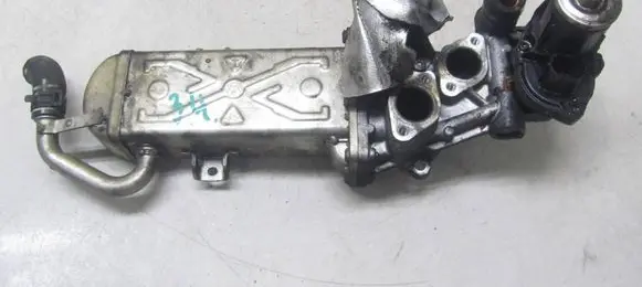 Audi Q3 8U EGR valve cooler 03L131512C