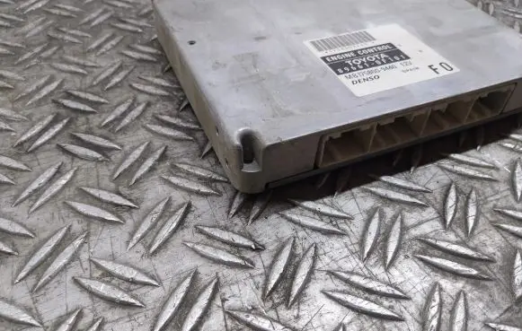 Toyota Corolla Verso AR10 Engine control unit/module