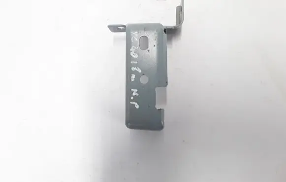 Volvo XC40 Fender mounting bracket 31469374