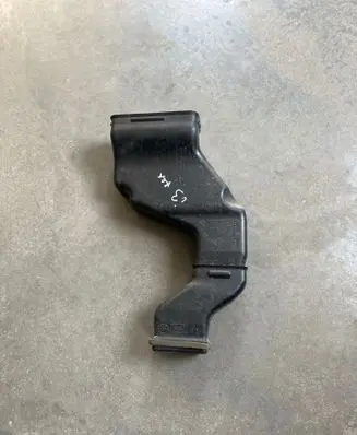 BMW i3 Cabin air duct channel 9309550