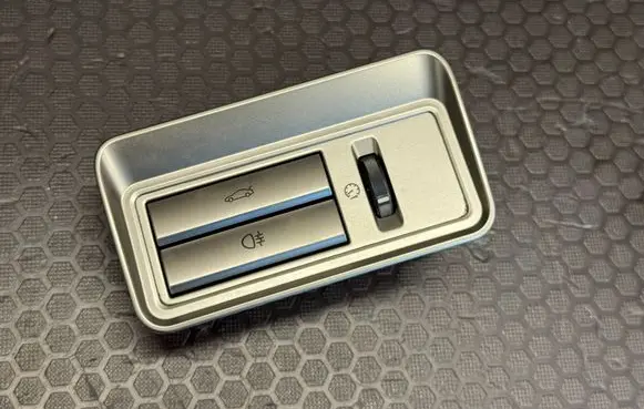 Fog light switch