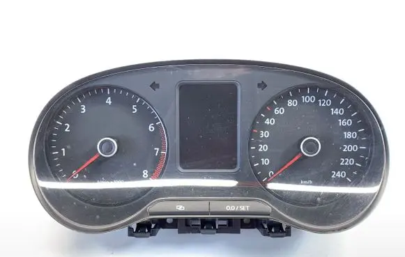 Volkswagen Polo V 6R Speedometer (instrument cluster) 6R0920860J
