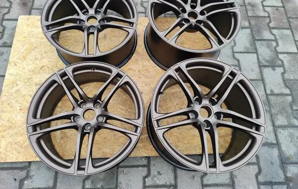 R16 alloy rim