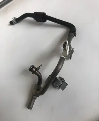 Mercedes-Benz GLA H247 Coolant pipe/hose A2822005200