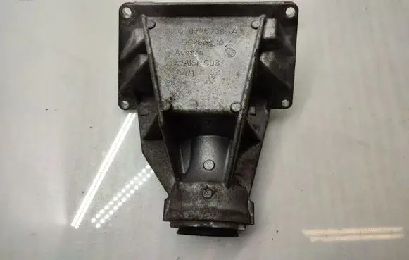 BMW 3 GT F34 Driveshaft support bearing bracket 8655736