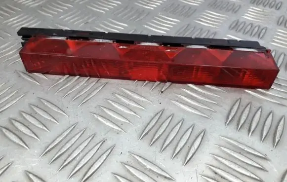 Ford Mondeo Mk III Third/center stoplight 1s7113a613ae 1s71-13a613-ae