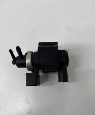 Audi A4 S4 B6 8E 8H Turbo solenoid valve 059906629A PX04252442