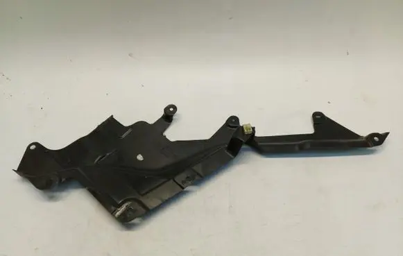 BMW X1 U11 Front underbody cover/under tray 9465838