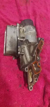 Mercedes-Benz ML W164 Oil filter mounting bracket