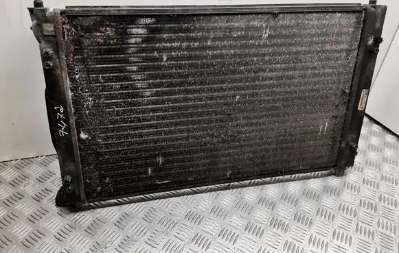 Audi A4 S4 B6 8E 8H Coolant radiator 8E0121251