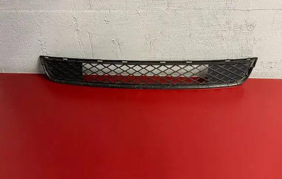 BMW X3 F25 Front bumper lower grill 7210465 51117210465