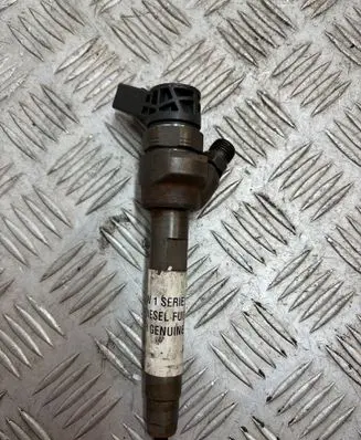 BMW 1 F20 F21 Fuel injector 7810702 0445110478