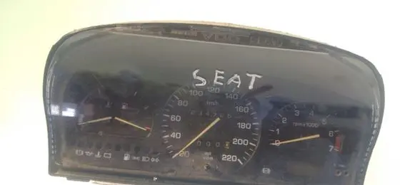 Seat Toledo I (1L) Speedometer (instrument cluster) 1L0919033M 81117648
