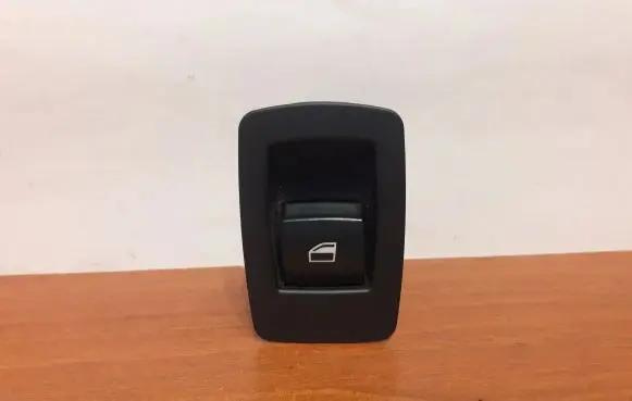 BMW X5 E70 Electric window control switch 6945874 15939900
