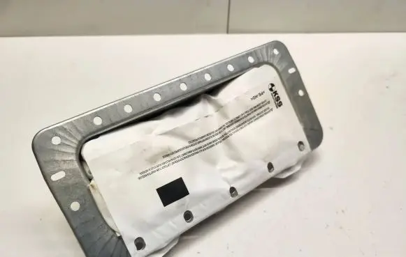 Passenger airbag
