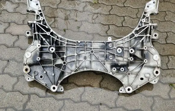 Jeep Cherokee Front subframe 04877643AD