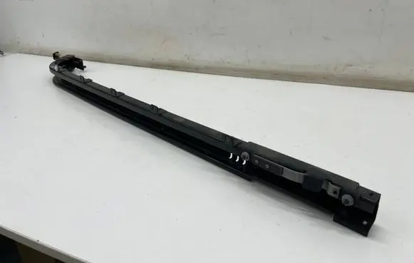 Opel Vivaro Sliding door check strap stopper 
