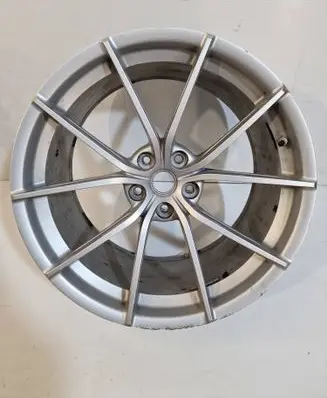 Ferrari 488 Pista R20 alloy rim 819975