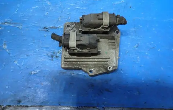 Opel Astra J Engine control unit/module 55562549 MT35E23 862549LB717110AG