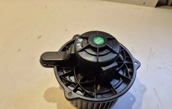 KIA Sportage Heater fan/blower F00S33F012