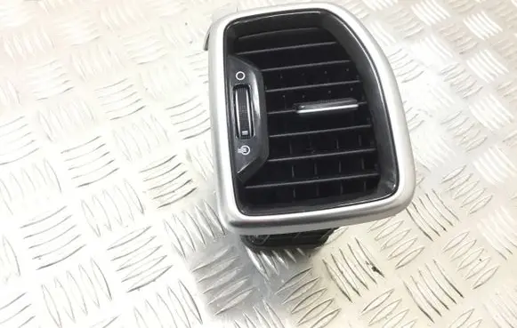 KIA Sportage Dashboard side air vent grill/cover trim 97480F1AA0 97490F1BA0