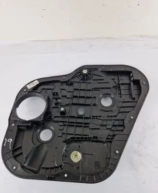 KIA Sorento Rear window lifting mechanism without motor 81420C5010
