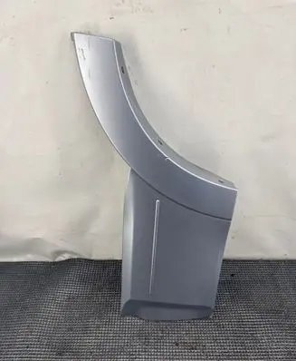 Mitsubishi Shogun Rear door trim (molding) 757A027