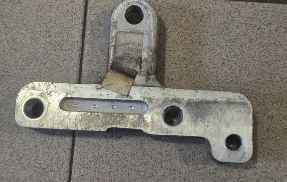 KIA Xceed Engine mount bracket