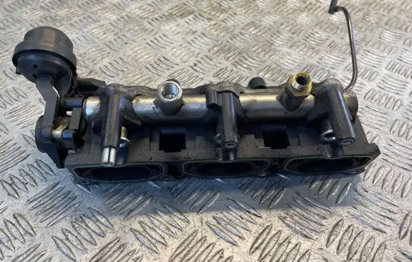 Audi A6 S6 C6 4F Intake manifold 06E133110