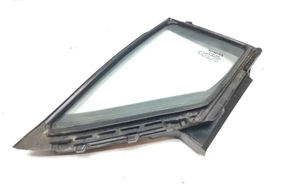 Toyota C-HR I Rear vent window glass 43R00097 DOT899M311AS2