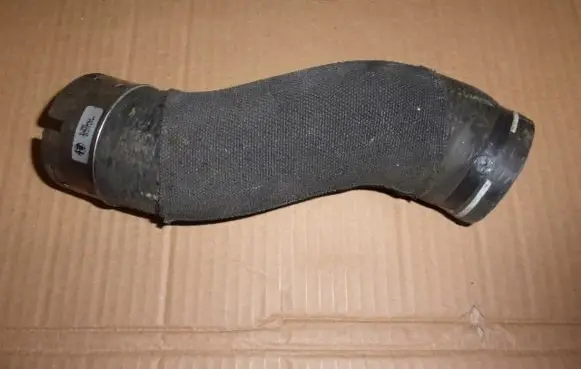 Alfa Romeo Stelvio Intercooler hose/pipe 50538482