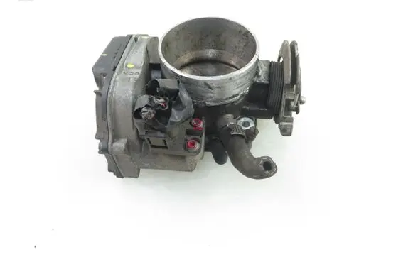 Audi A6 S6 C5 4B Throttle body valve 408237221004 078133063AH