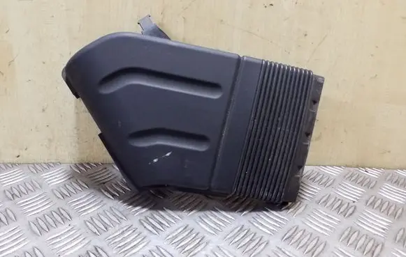 Seat Exeo (3R) Air intake duct part 8E0129617D