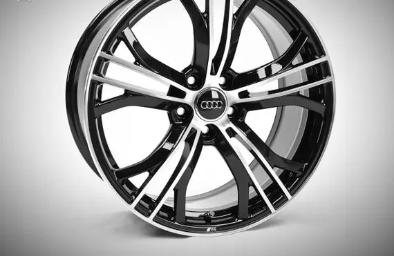 Audi R8 42 R19 alloy rim 420601025BH 420601025AS