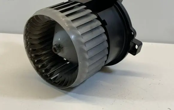 Mitsubishi Colt Heater fan/blower MF0160700701