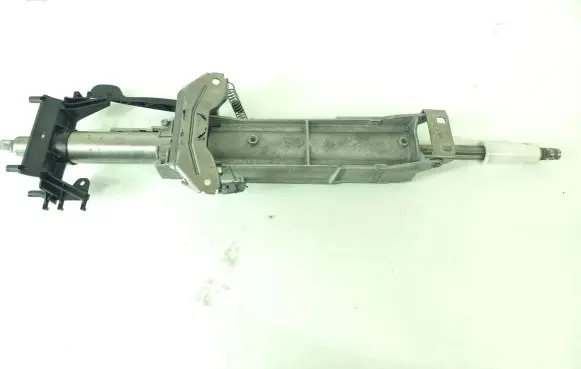 BMW X3 F25 Steering wheel axle 15042402986 LS685404503 666796