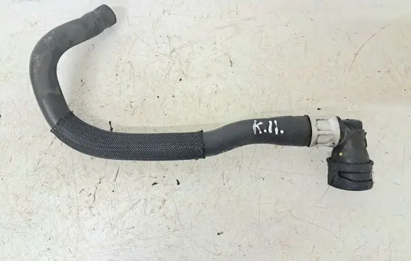 Engine coolant pipe/hose