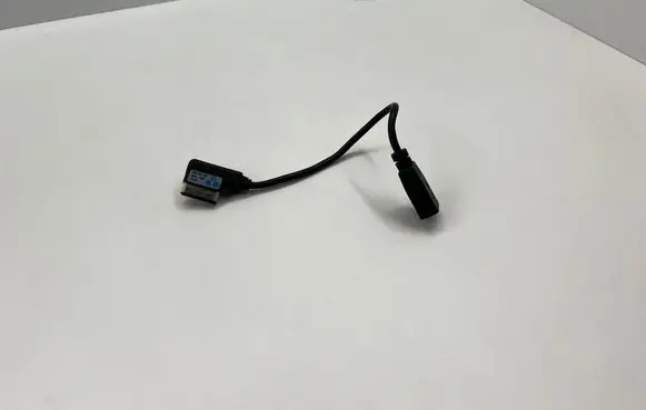 Audi A4 S4 B8 8K USB socket connector 5N0035558 0610