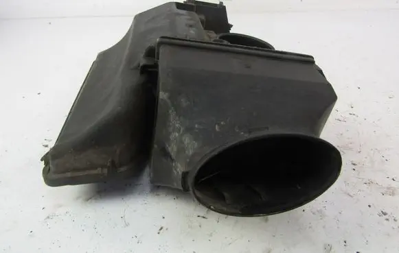 Renault Laguna II Air filter box 8200029582A