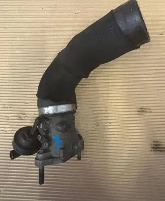 Audi A4 S4 B7 8E 8H Throttle valve 8E0145950A