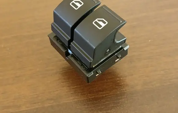 Skoda Fabia Mk2 (5J) Electric window control switch 1Z0959858