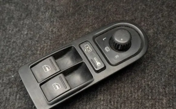 Volkswagen Transporter - Caravelle T5 Electric window control switch 7H5959539E 7E0959855A 7E1959565E