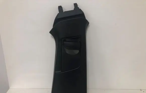 Volvo V40 (B) pillar trim (top) 31307225