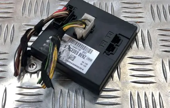 Mercedes-Benz E W211 Comfort/convenience module 2115452132