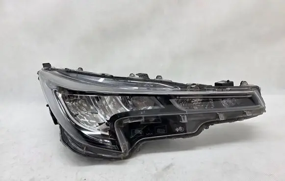 Toyota Corolla E210 E21 Headlight/headlamp 81110-02S60